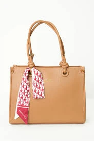 Beautiful Ladies Hand Bag